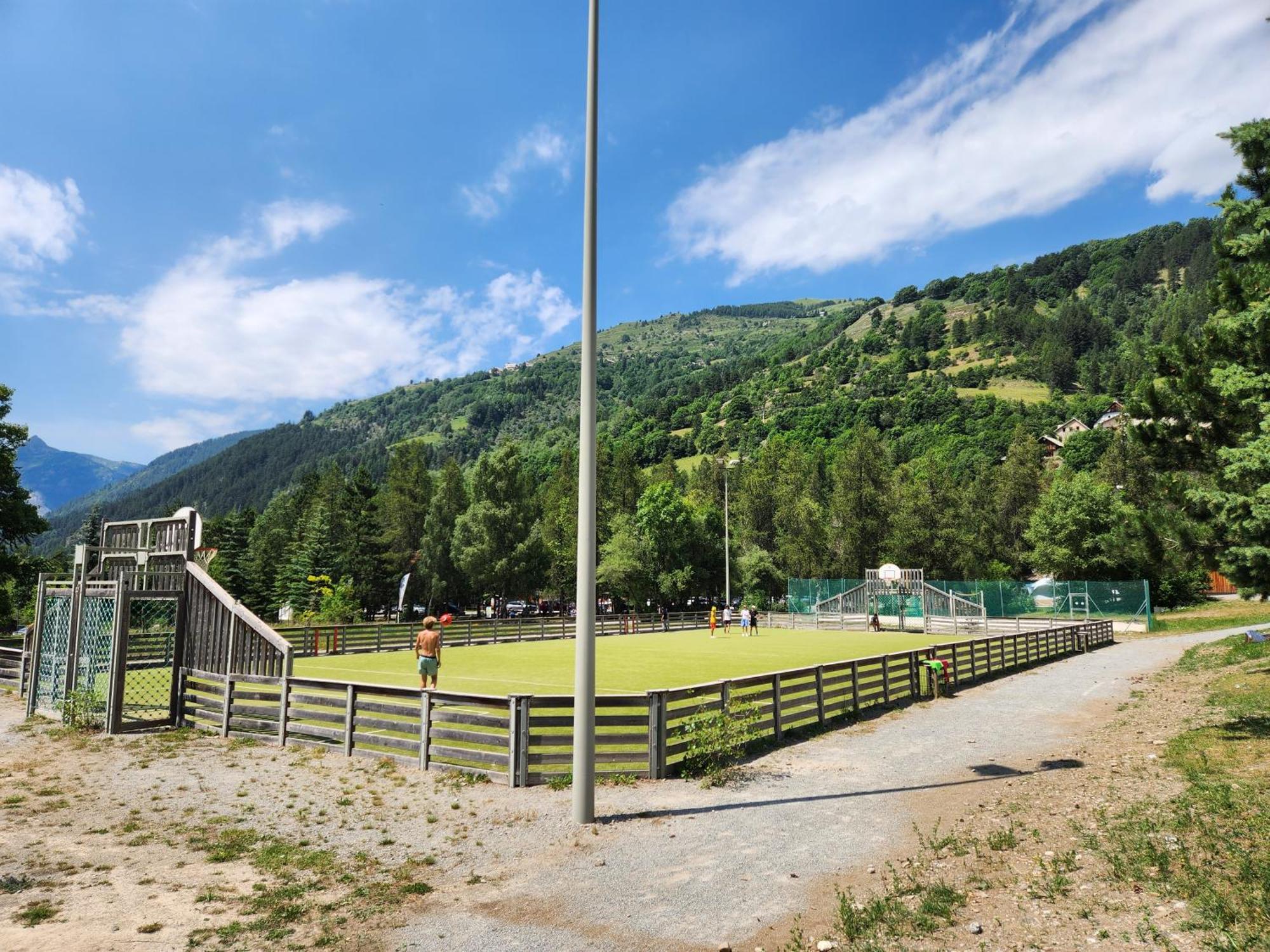 Appartement T3 Avec Jardin Proche Village Saint-Bonnet-en-Champsaur Kültér fotó